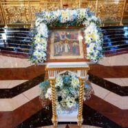 Православная молодёжь украсила храмы к празднику Покрова Пресвятой Богородицы