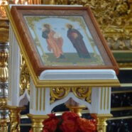 Протоиерей Андрей Копейкин поздравил верующих с праздником славных и всехвальных первоверховных апостолов Петра и Павла