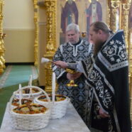 Благочинный Юго-Западного церковного округа Саранска совершил Литургию Преждеосвященных Даров и освятил коливо
