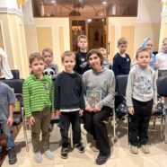 В ДАР ВОСКРЕСНОЙ ШКОЛЕ ПРЕПОДНЕСЛИ ИКОНУ БОЖИЕЙ МАТЕРИ «ВСЕХ СКОРБЯЩИХ РАДОСТЬ»