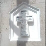 НА СТЕНАХ СПАССКОГО ХРАМА УСТАНОВИЛИ ЗАКЛАДНЫЕ КРЕСТЫ