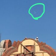 Жители Саранска наблюдали необычное явление над Спасским храмом-часовней